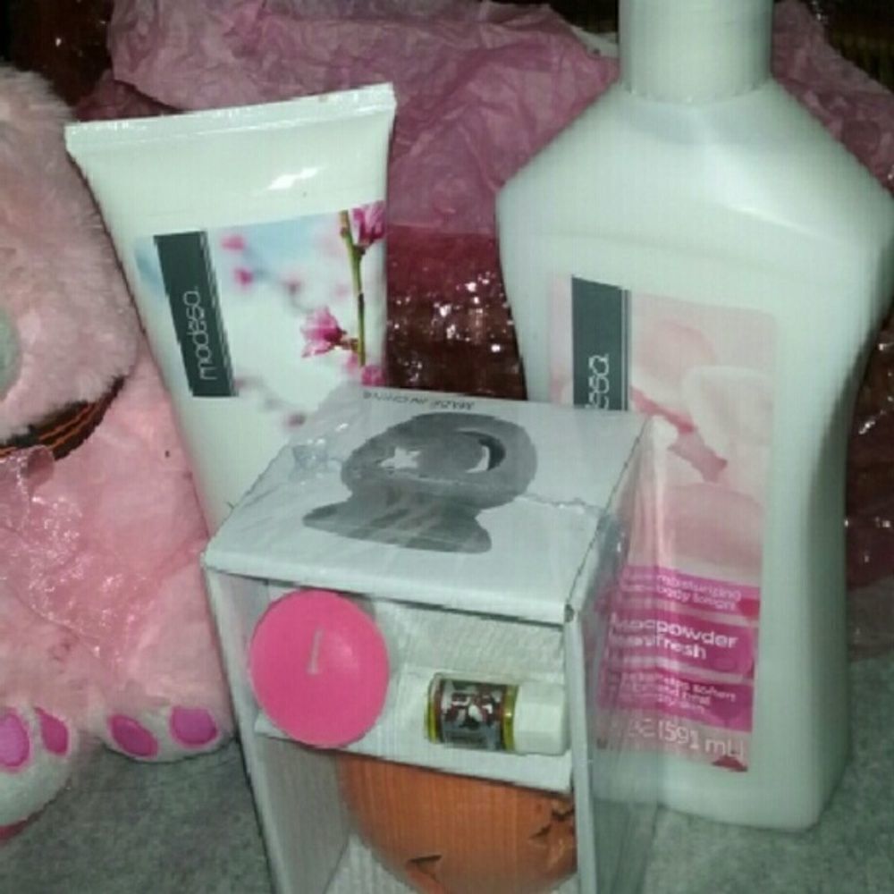 Fashion/spa bundles randomized  